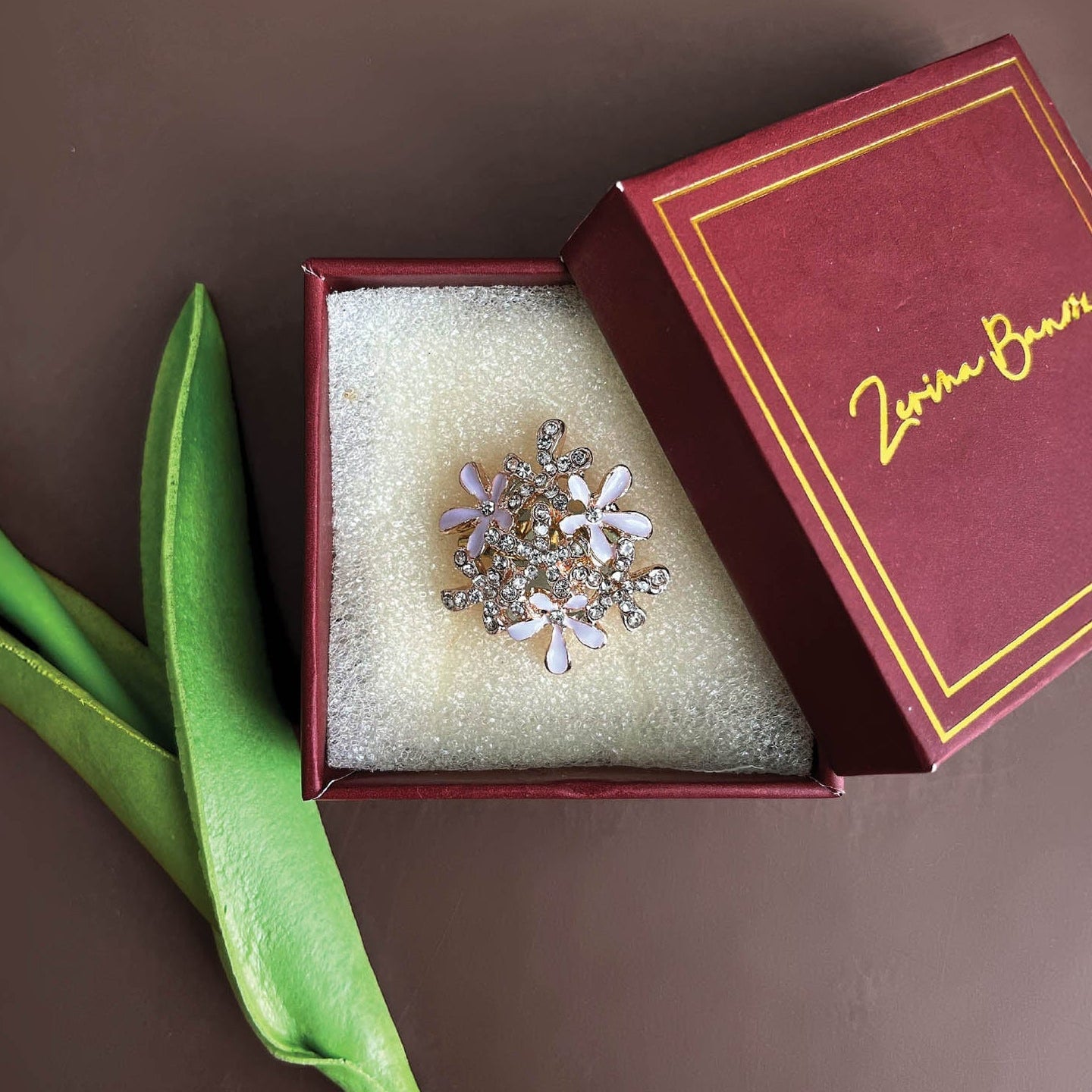 Daisy Brooch