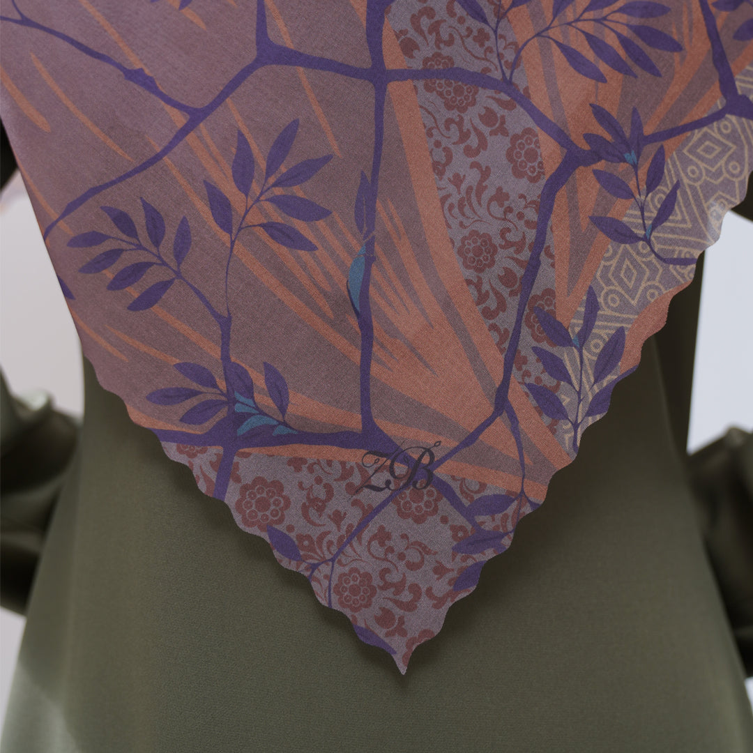 Iris Scarf