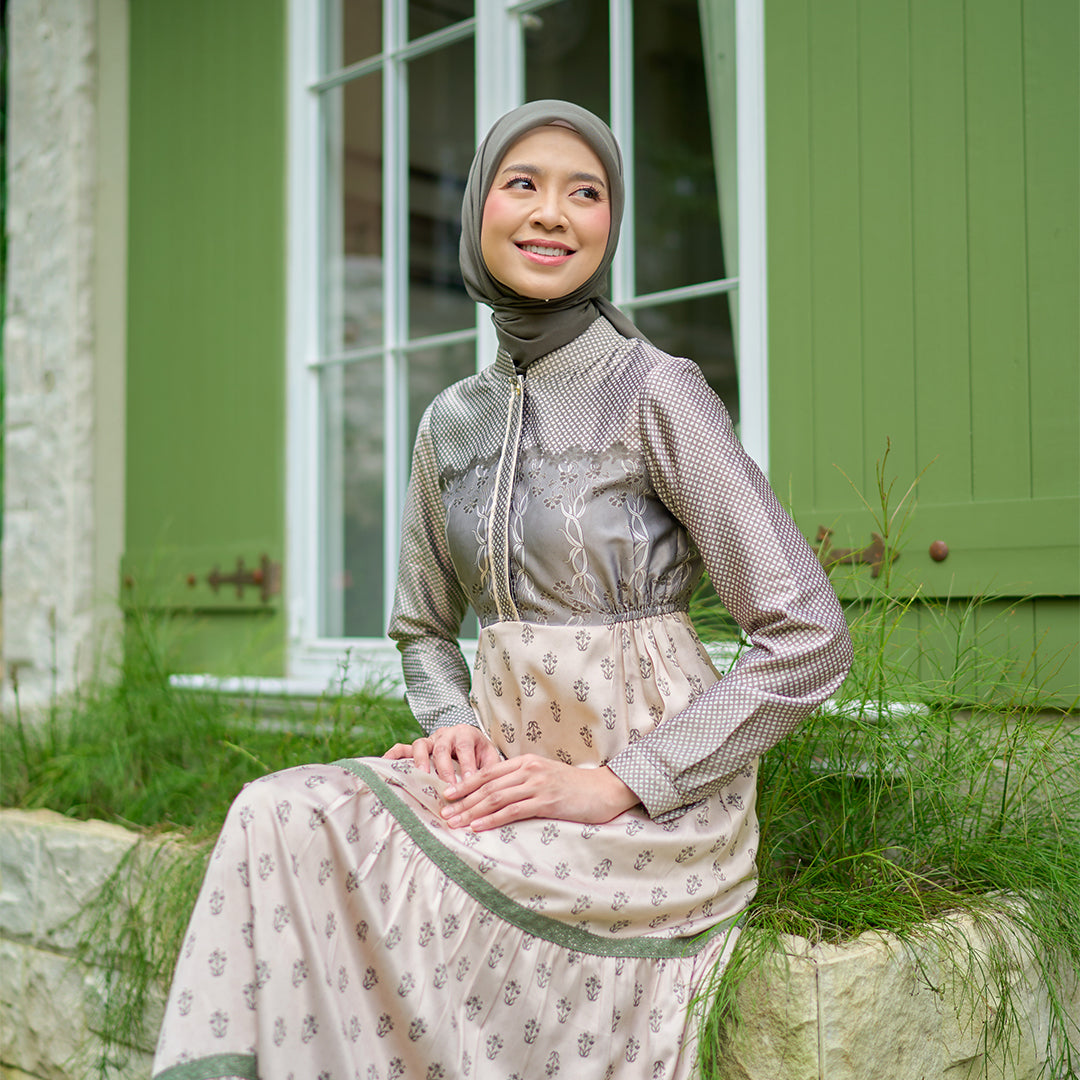 Zehra Dress