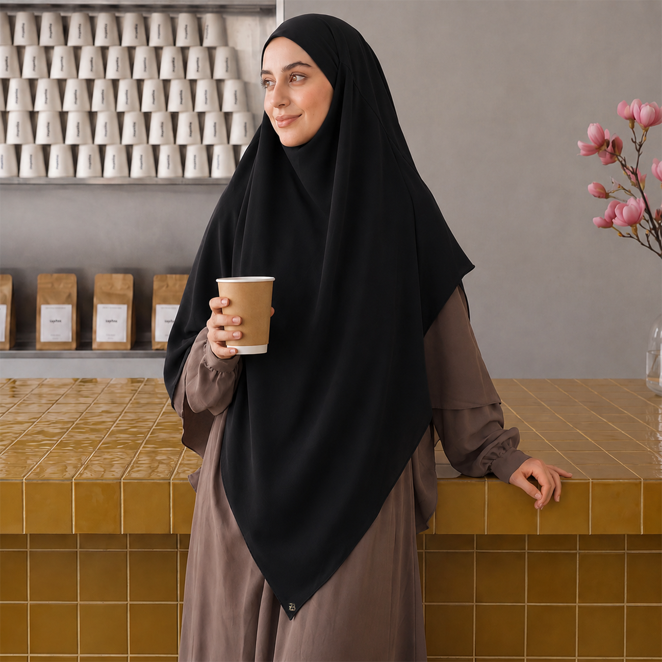 Omaira Khimar