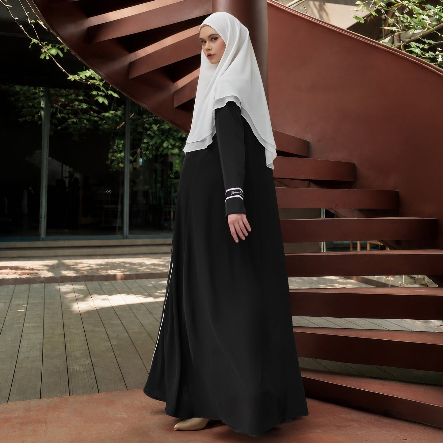 Sanza Abaya