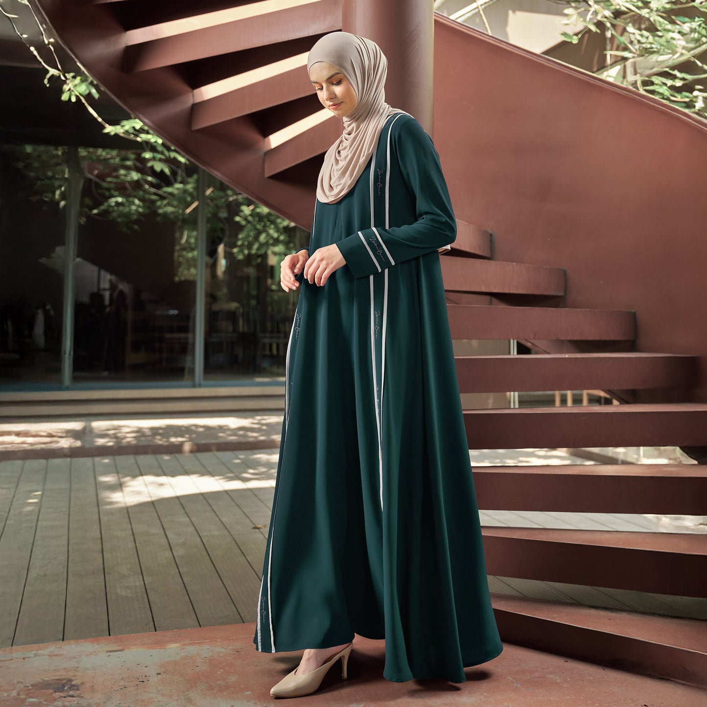 Sanza Abaya