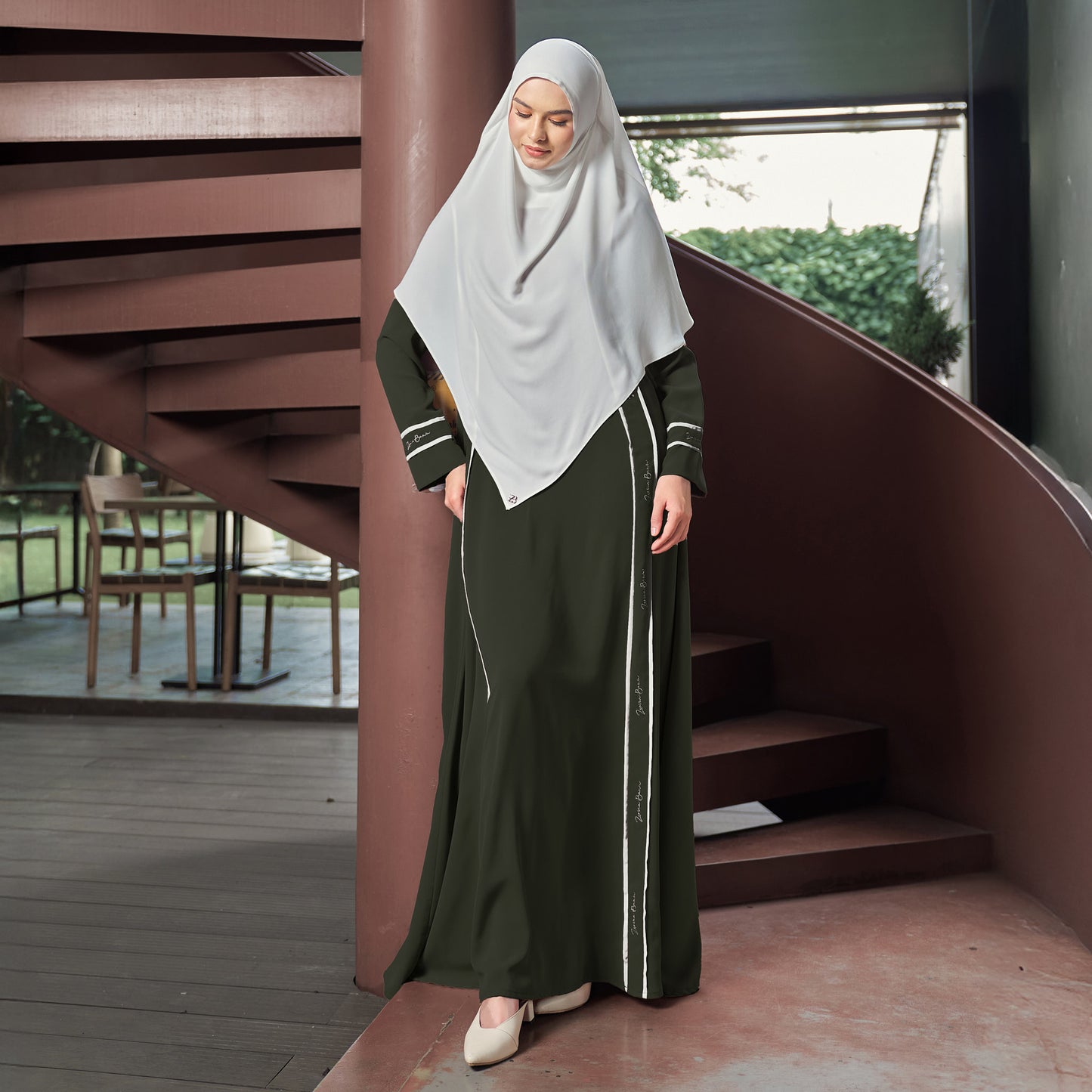 Sanza Abaya