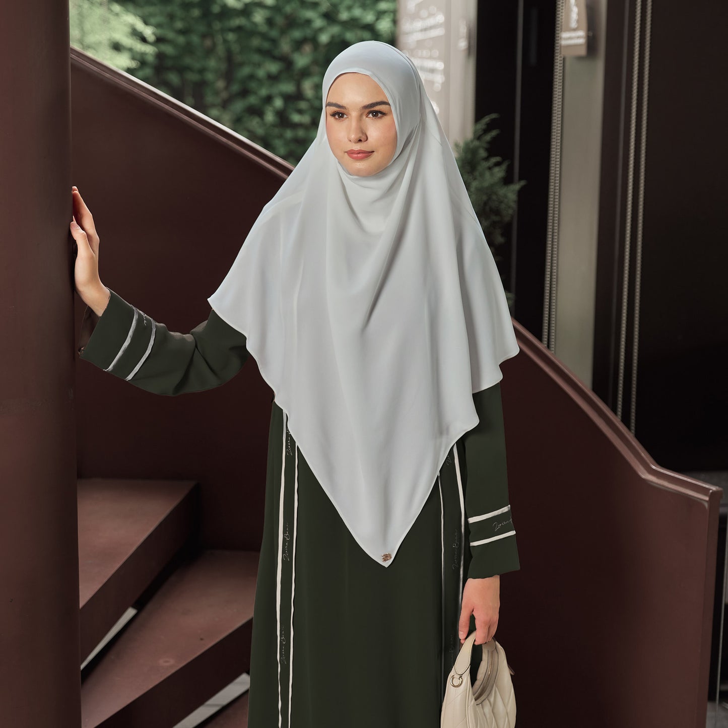 Sanza Abaya