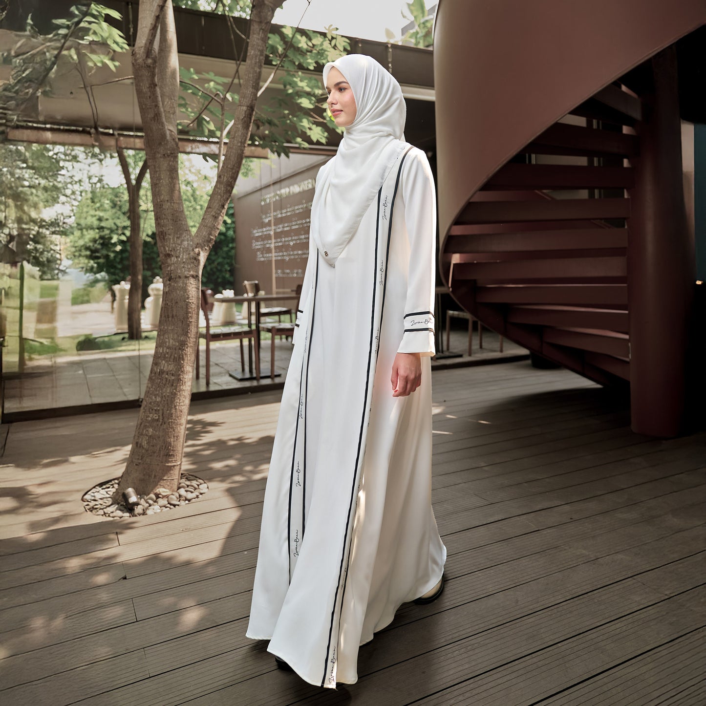 Sanza Abaya