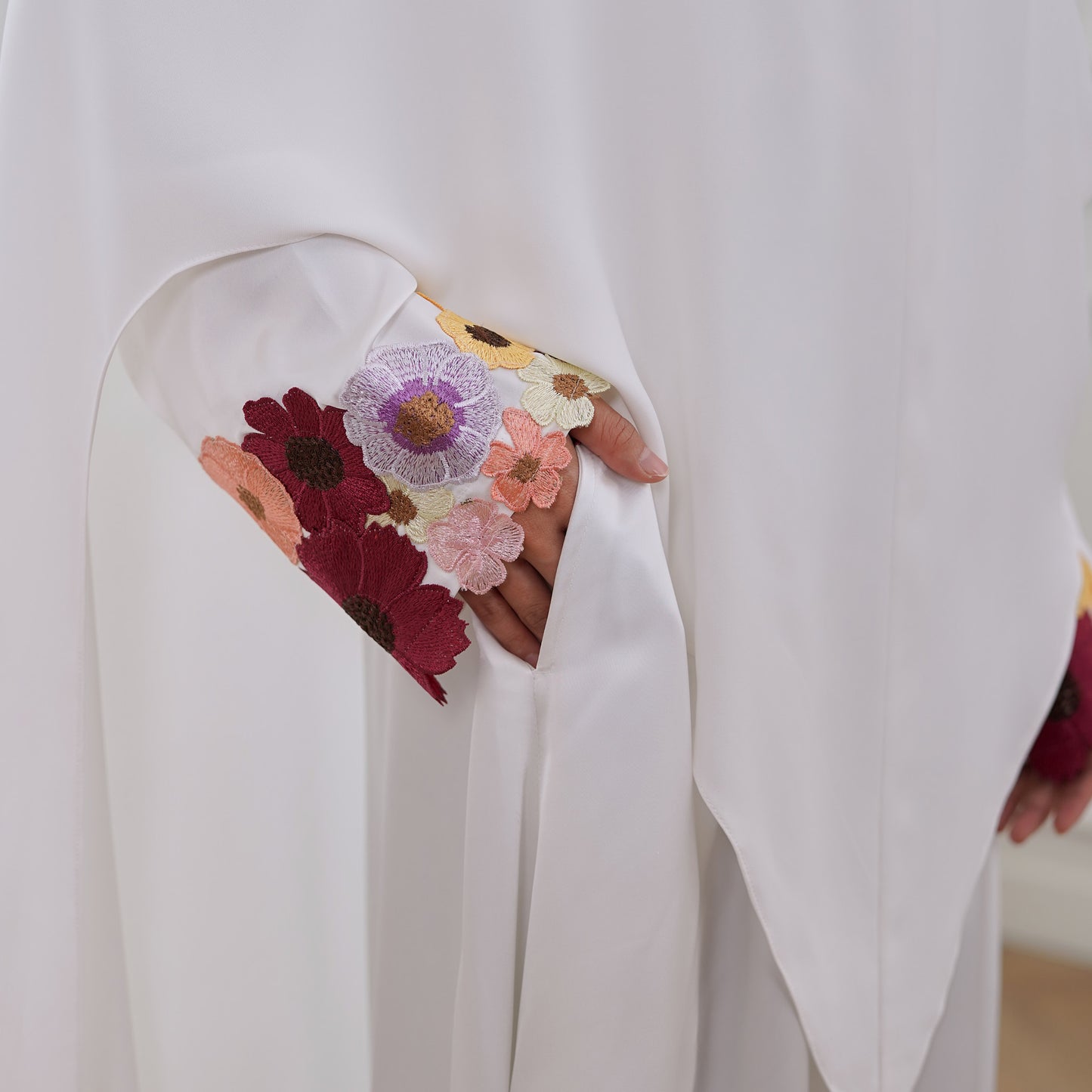 Salmi Abaya