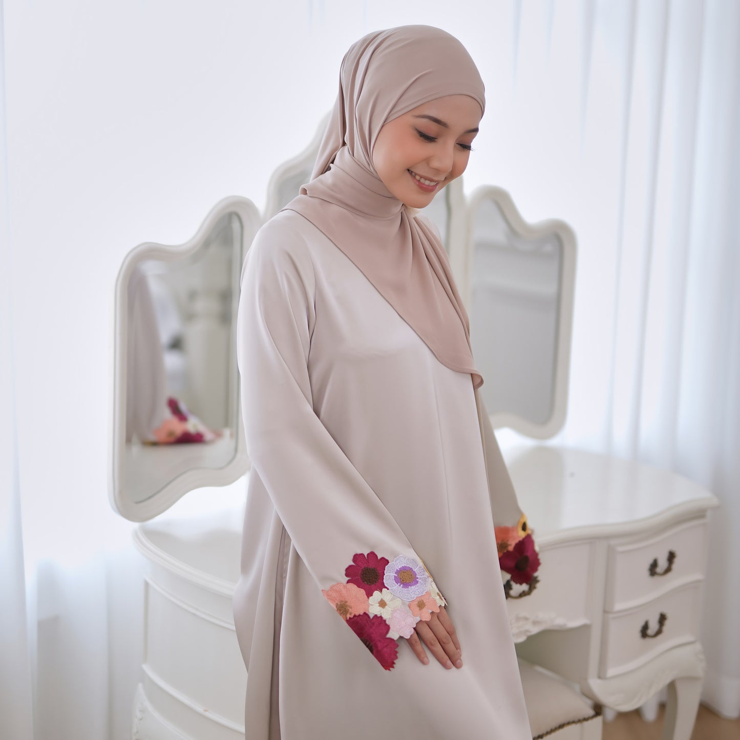 Salmi Abaya