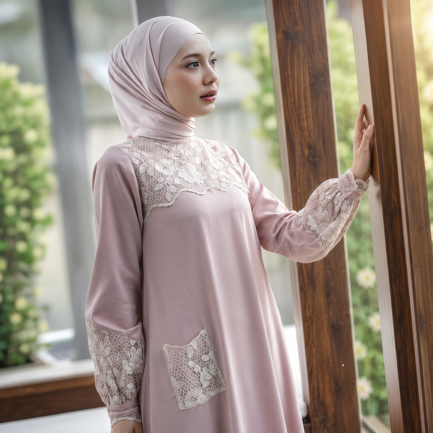 Vellia Dress