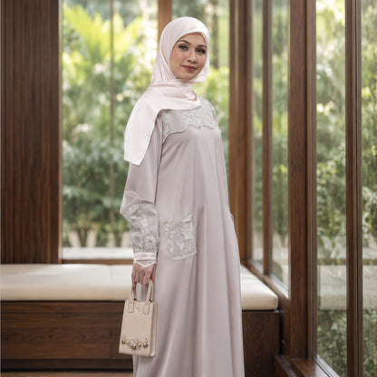 Vellia Dress