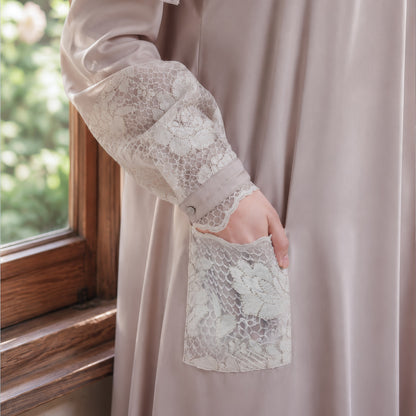 Vellia Dress