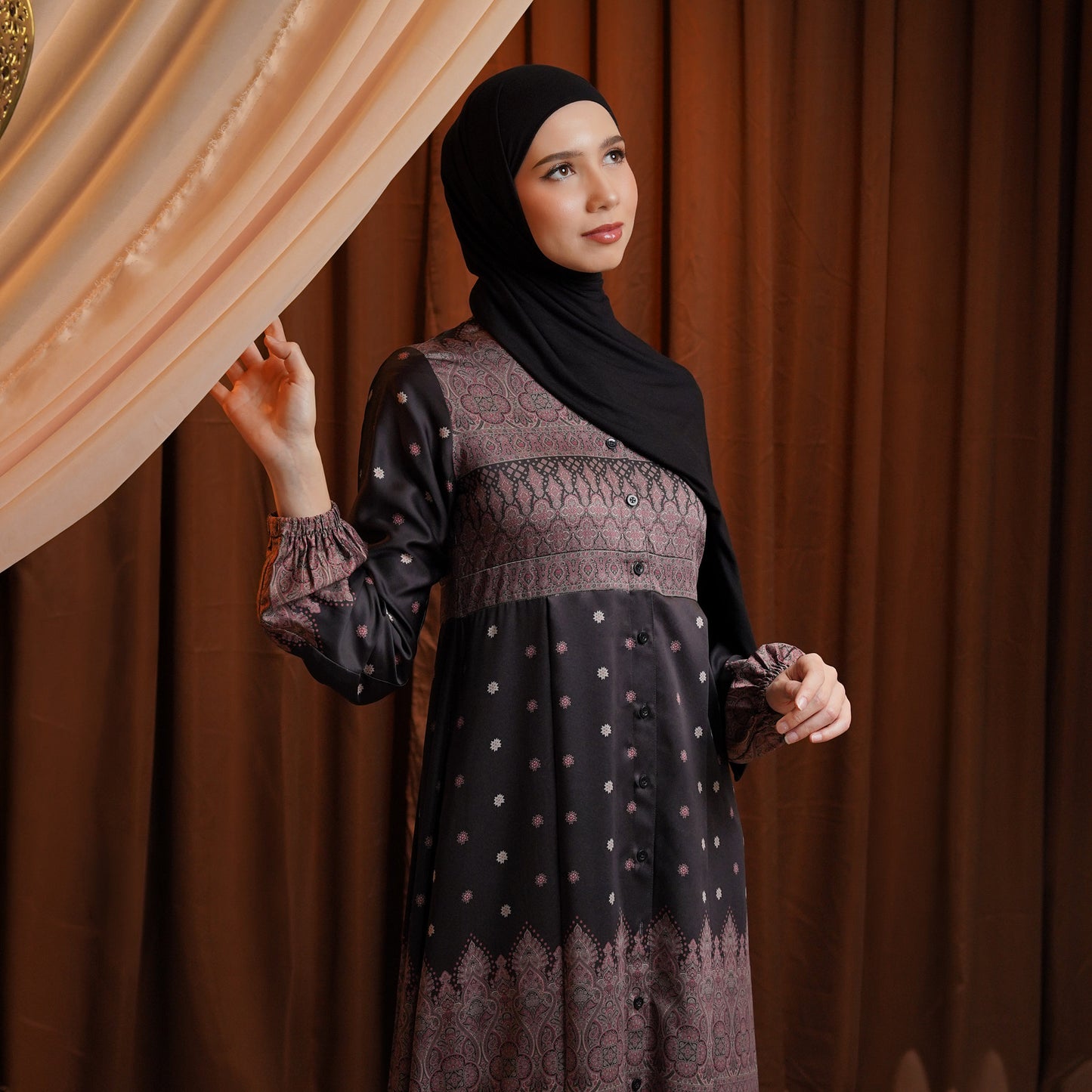 Radya Dress