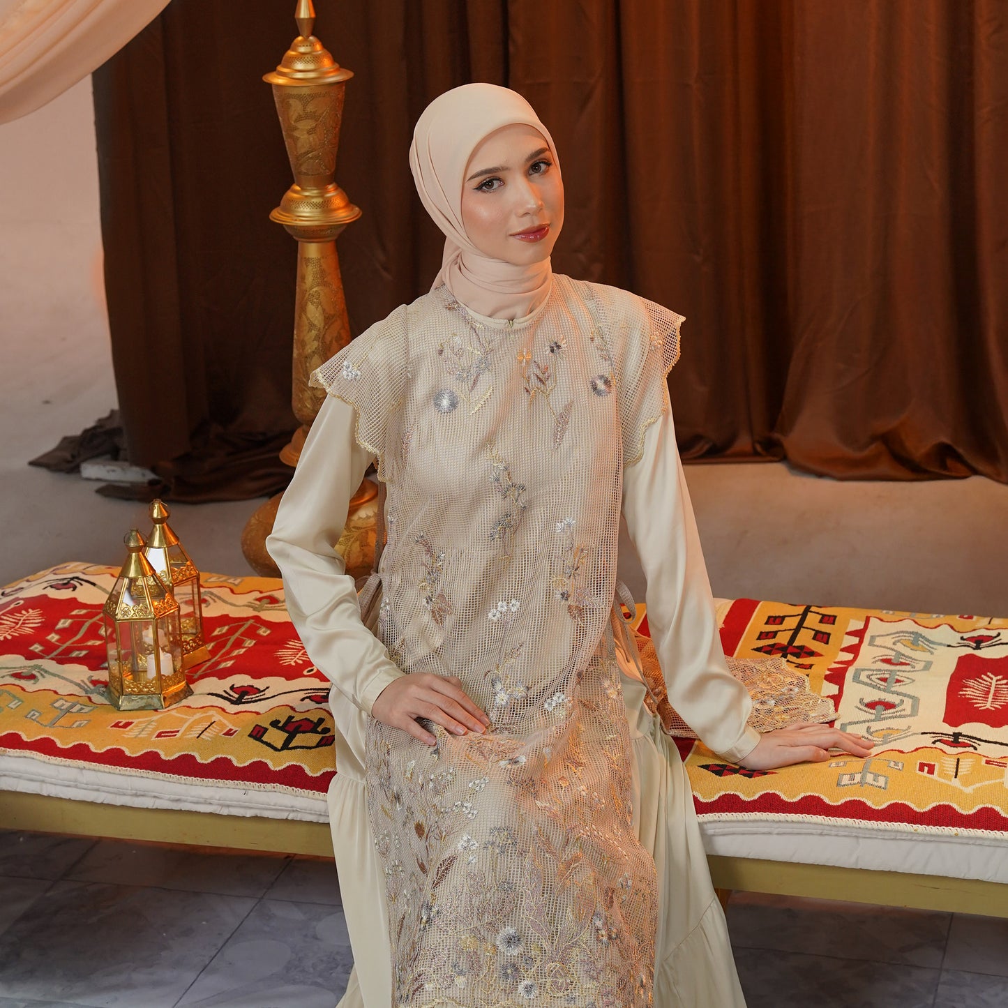 Hanari Outer