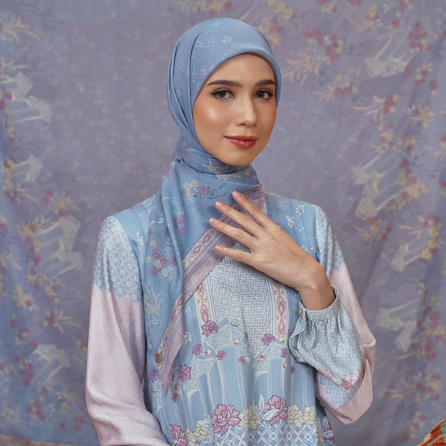 Airi Scarf
