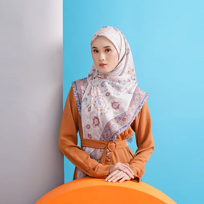 Hera Scarf