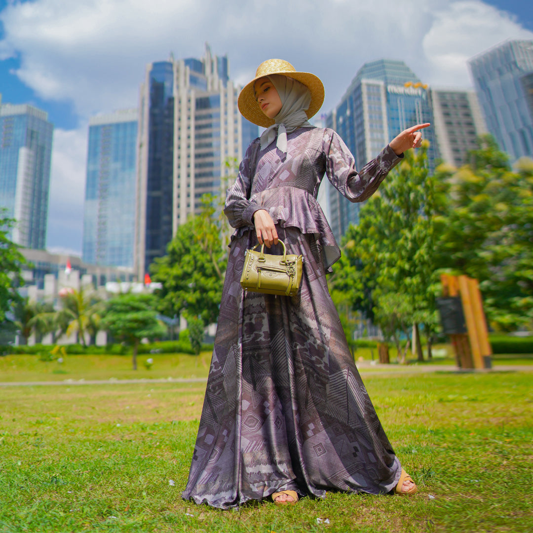 Maudy Dress