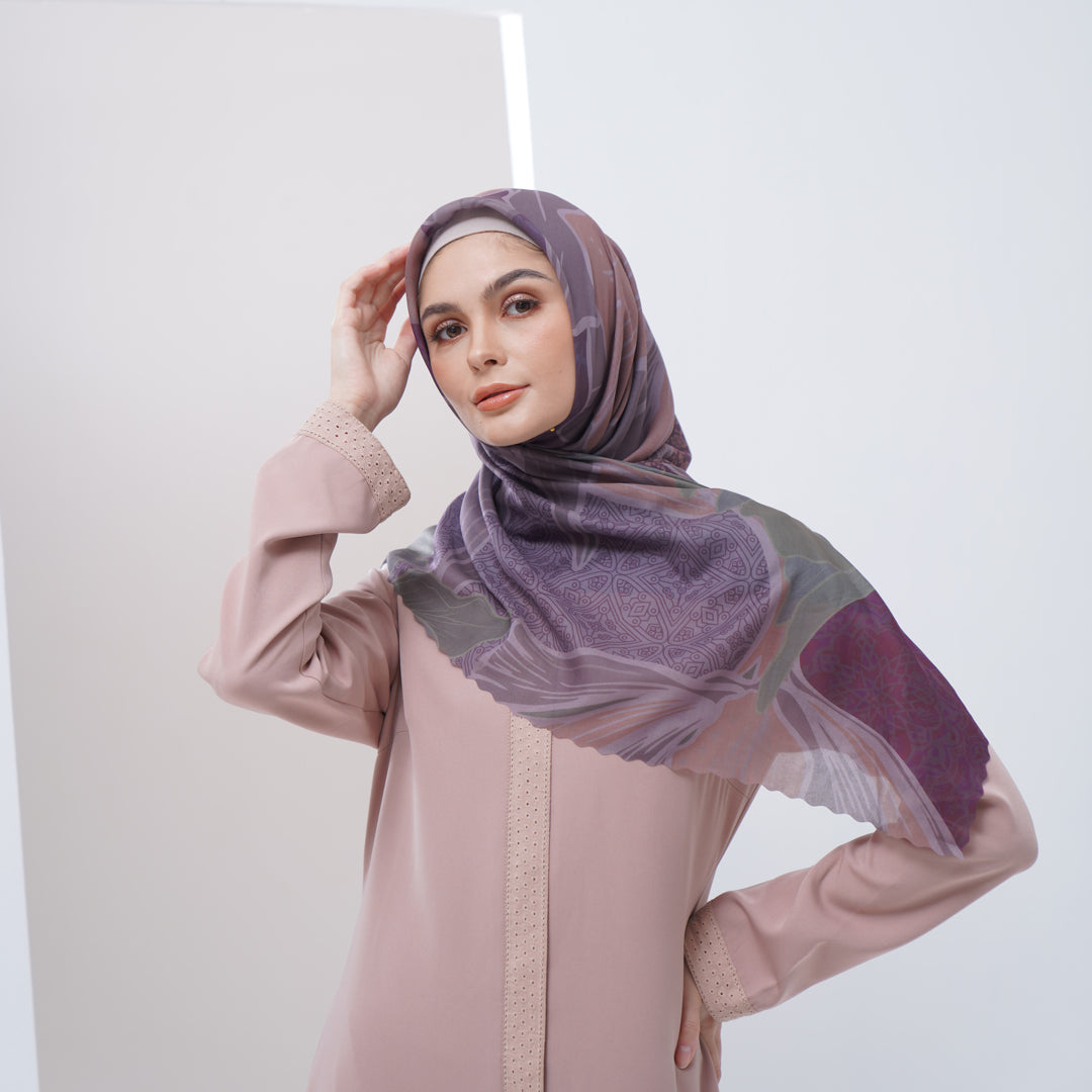 Iris Scarf