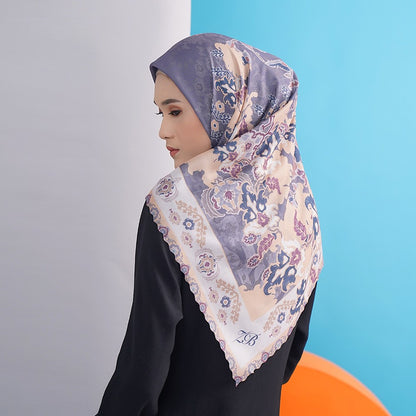 Hera Scarf